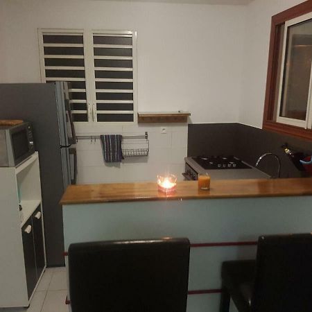 Chirijien Blé Appartement Le Robert Buitenkant foto